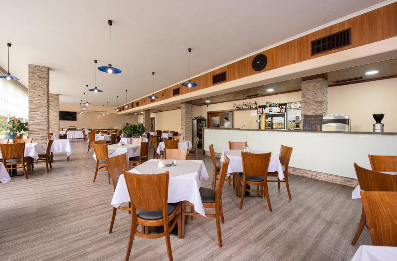 Patria Hotel Trutnov Eksteriør bilde
