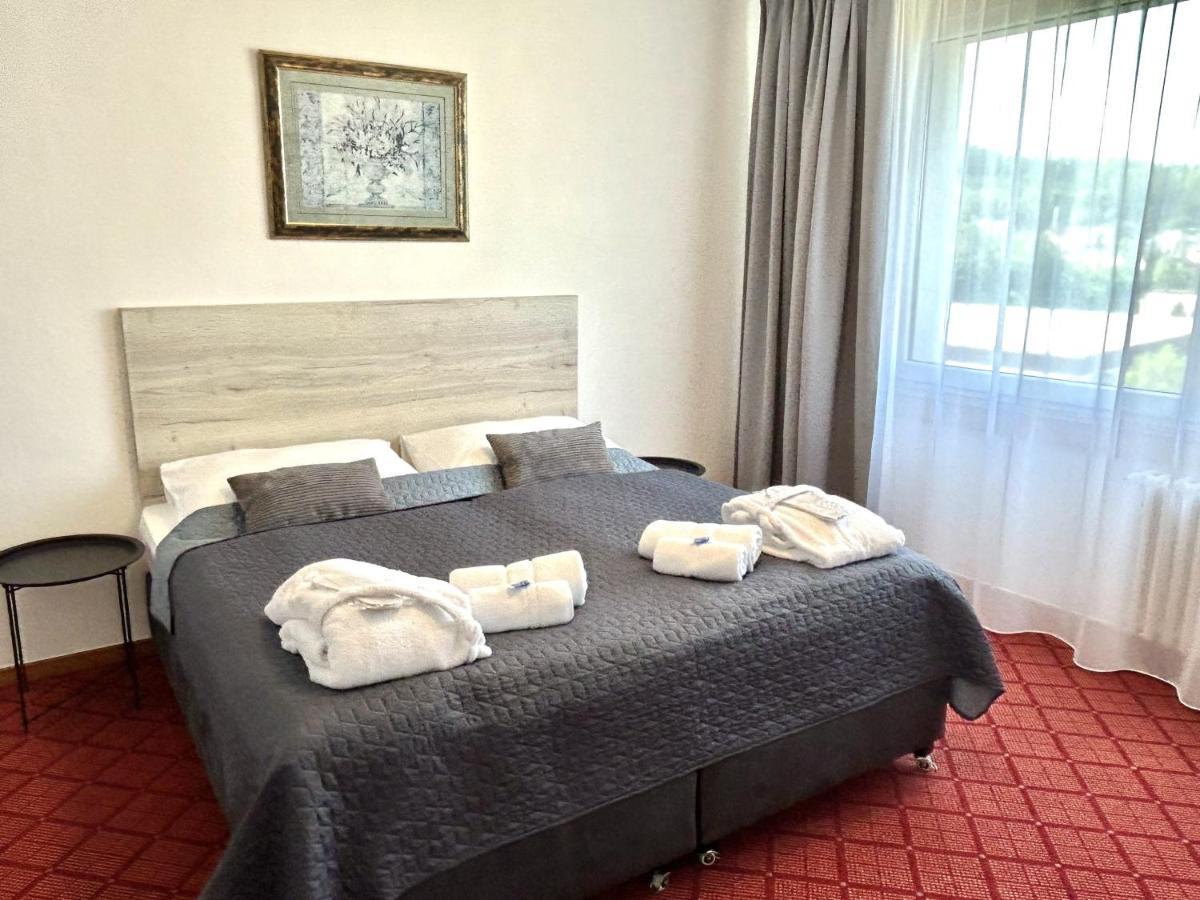 Patria Hotel Trutnov Eksteriør bilde