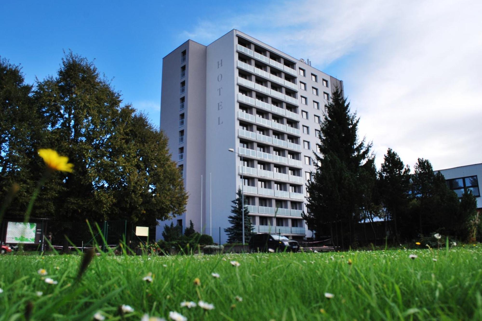 Patria Hotel Trutnov Eksteriør bilde