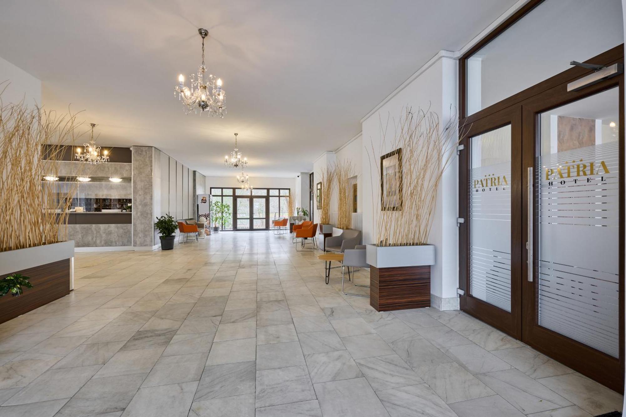 Patria Hotel Trutnov Eksteriør bilde