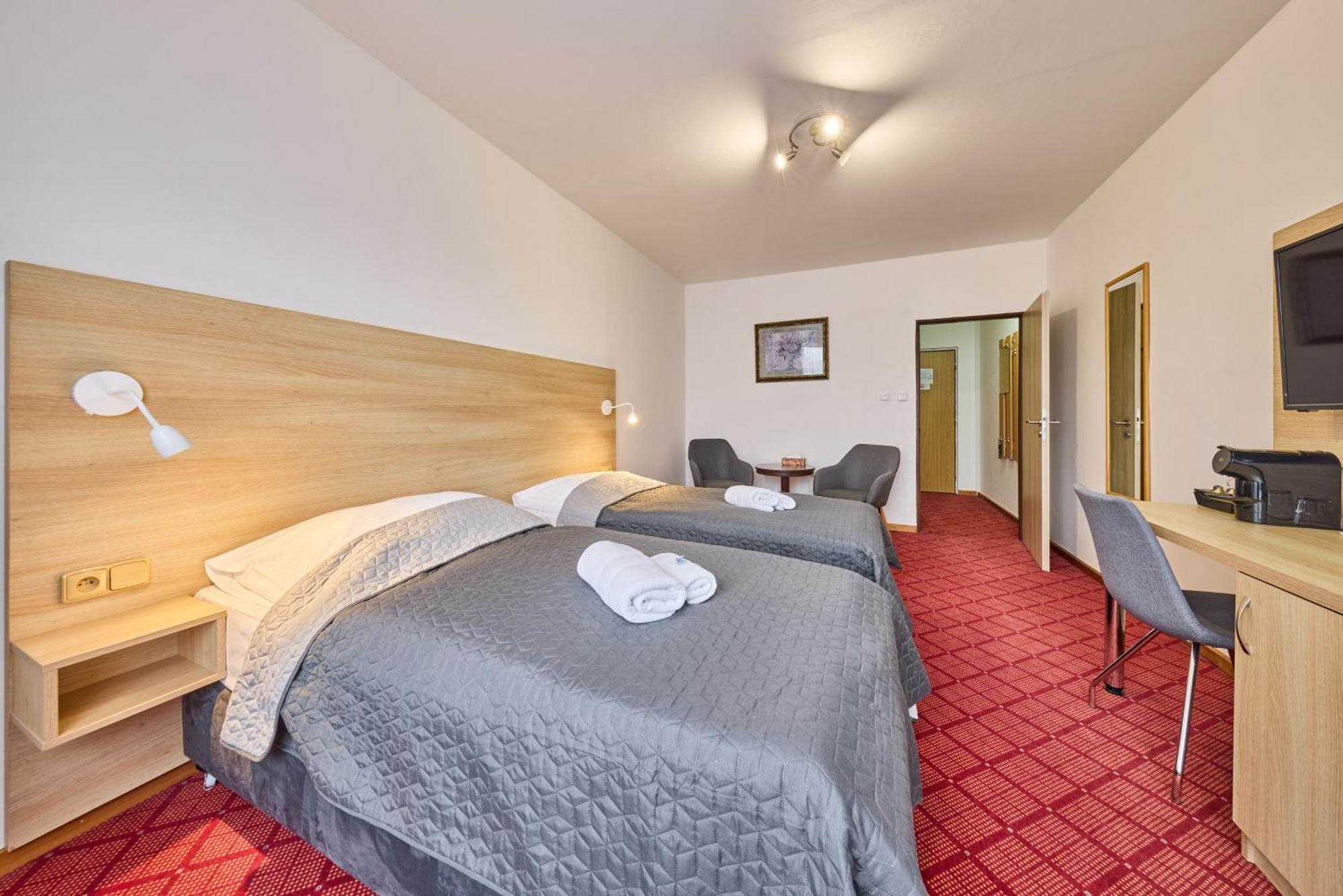 Patria Hotel Trutnov Eksteriør bilde